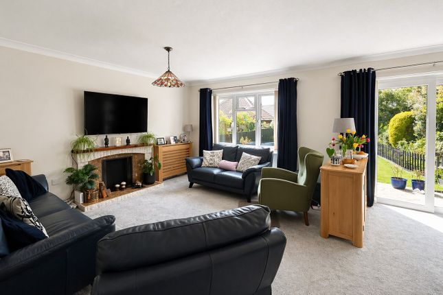 71, Peartree Lane, Bexhill on Sea photo 3