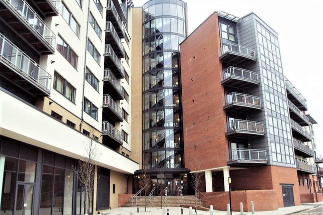 2 Bed Flat To Rent In Perth Road Ilford Ig2 Zoopla