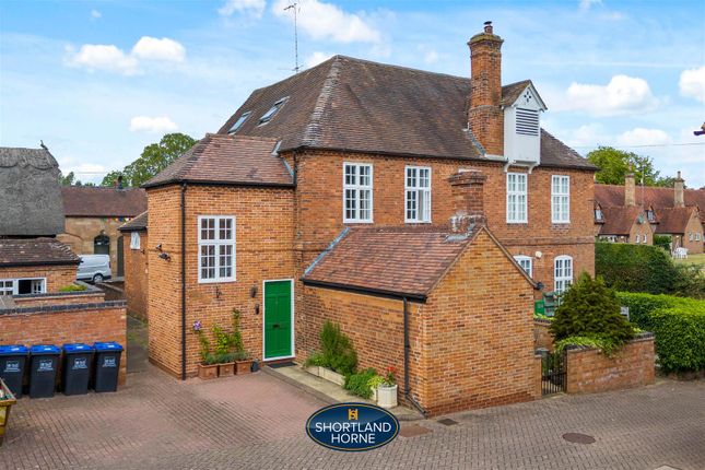 4 School Bell Mews, Stoneleigh Wm (27 Of 30).Jpg
