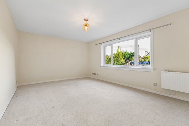 29a, St. Valery Drive, Stirling photo 3