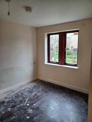 Flat to rent in The Hawthorns, Booth Road, Rossendale