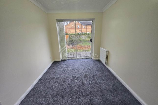 14, Millwater Avenue, Dewsbury photo 5
