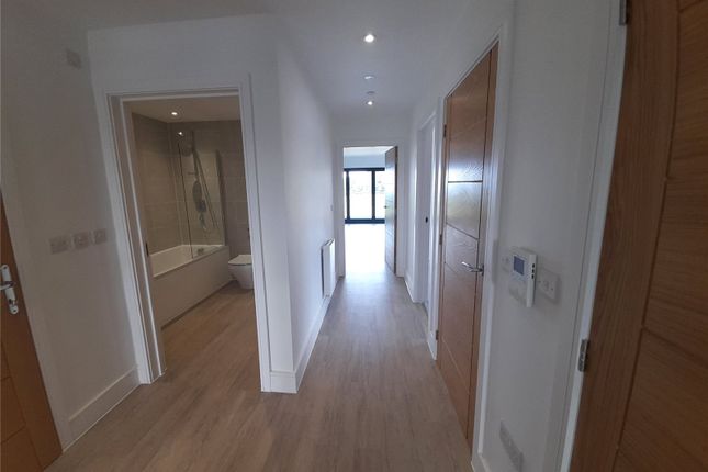 Hallway/Bathroom