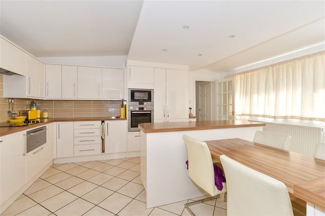 Greenacres, Ashington photo 4