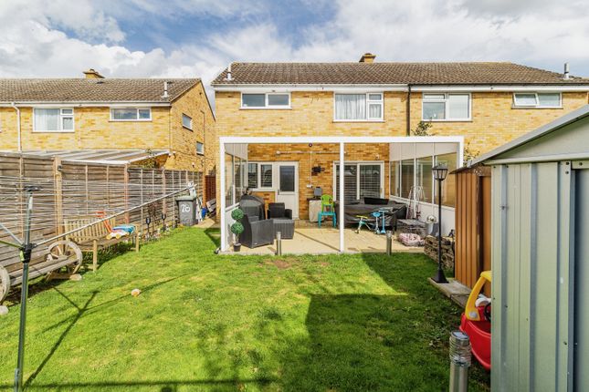 Semi-detached house for sale in Goodrich Avenue, Bedford