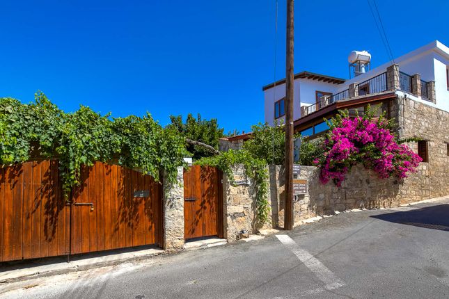 Thumbnail Country house for sale in Kourtellou Street, Anogyra, Limassol, Cyprus