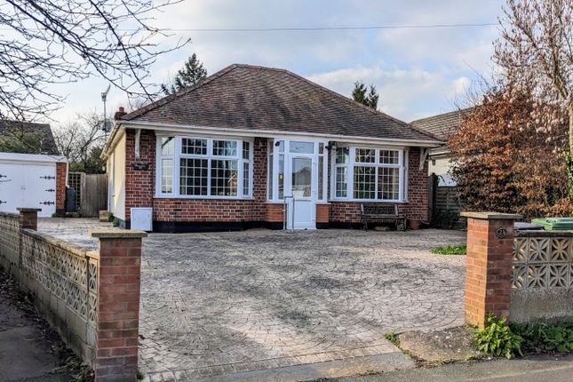 Thumbnail Bungalow for sale in School Road, Evesham, Worcestershire