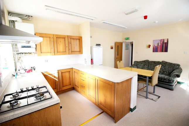 Ensuite 5, 28, Britannia Street, Coventry photo 3
