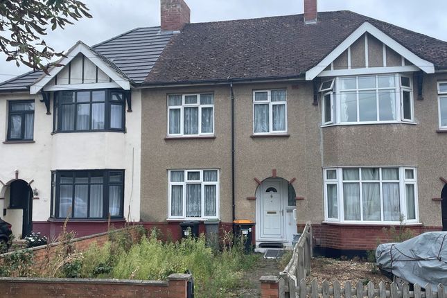 3-bed terraced on 275A, London Road, Bedford, £200,000