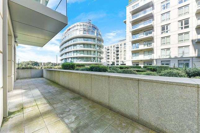 Flat for sale in Faulkner House, Tierney Lane