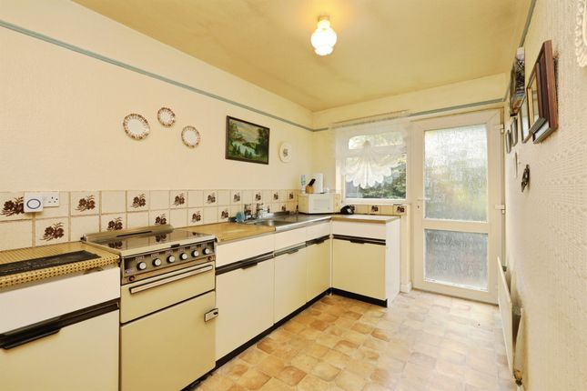 17, Rosedale, Worksop photo 3