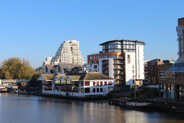 Flat for sale in Water Lane, Kingston Upon Thames