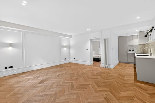 Basement Flat, 32, Kempsford Gardens, London photo 4