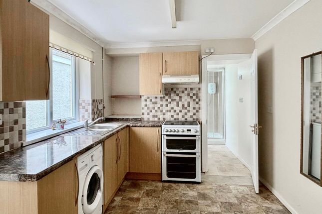 3 Pell Street, Swansea photo 2