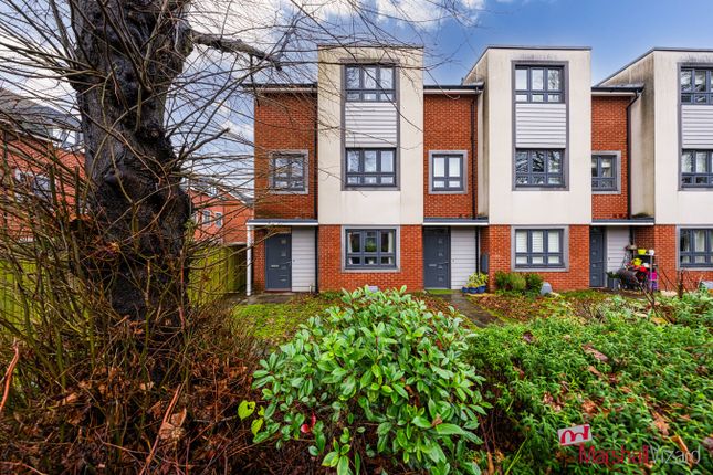 Thumbnail Town house for sale in Hagden Lane, Watford