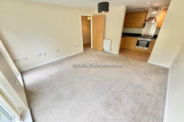 240, Monticello Way, Coventry photo 4