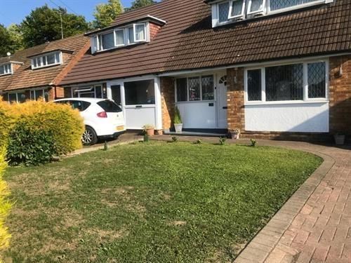 Thumbnail Semi-detached house to rent in Florence Avenue, Luton