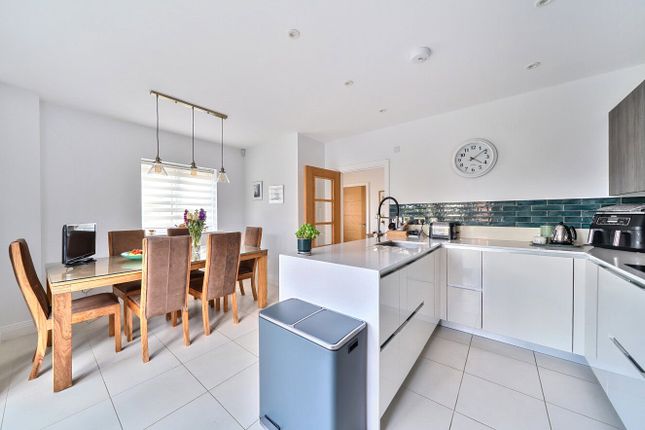4-bed house on 1, Poppy Corner, Berkshire, £650,000