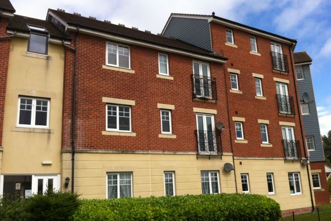 2-bed flat on 61, Riverside Close, Bridgwater, £950/mo