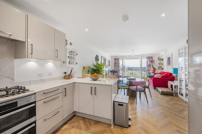 Flat 3, 5, Newlands Place, Seaford photo 4