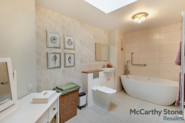22 Samuel House, Westpole Avenue, Barnet photo 4