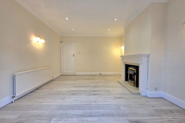 Pleasant Grove, Croydon photo 5