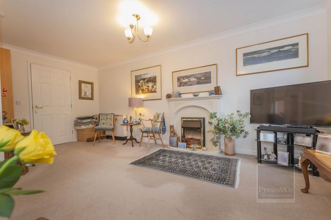 64, Warminger Court, Norwich photo 2