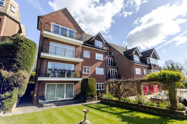4 The Grange Chorleywood Close, Rickmansworth photo 3