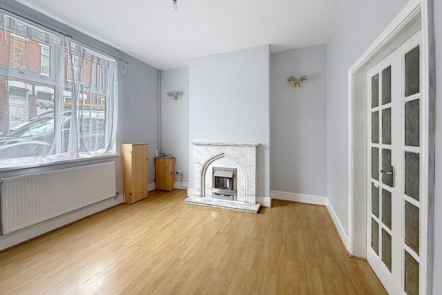 2 Argyle Street, Stoke on Trent photo 3