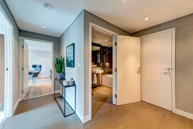 Apartment 1311, 4 Merchant Square East, London photo 3