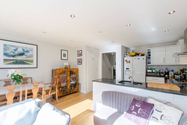 Property to rent in St Pauls Mews, Camden, London