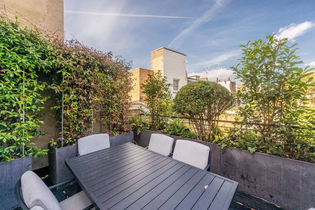 Flat to rent in Markham Square, Chelsea, London
