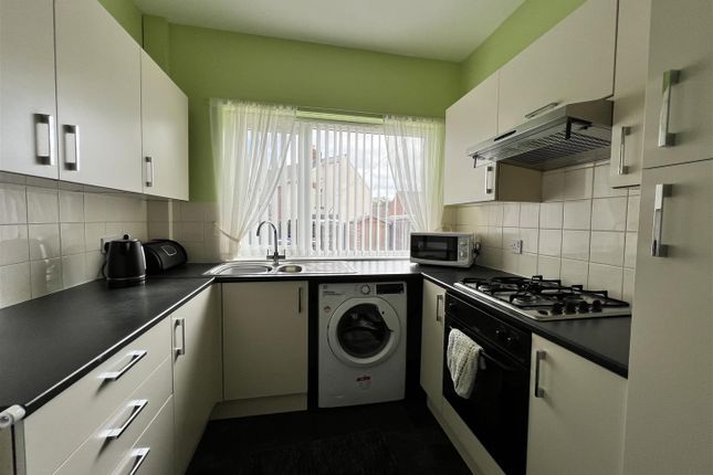 Snydale Road, Barnsley photo 4