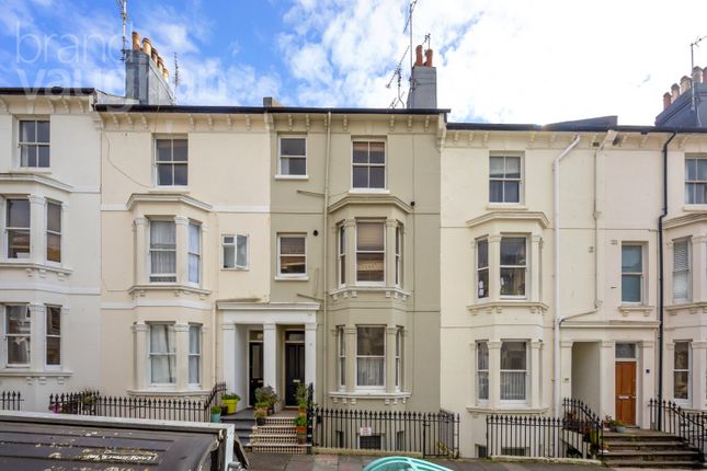 1-bed flat on 52A,, Lansdowne Street, Hove, £250,000