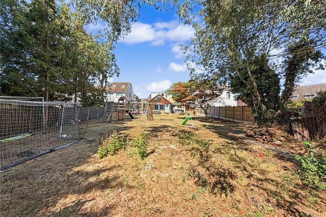 52, Woodside, Kent photo 2
