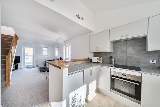 33 Crockwells Road, Exeter photo 4