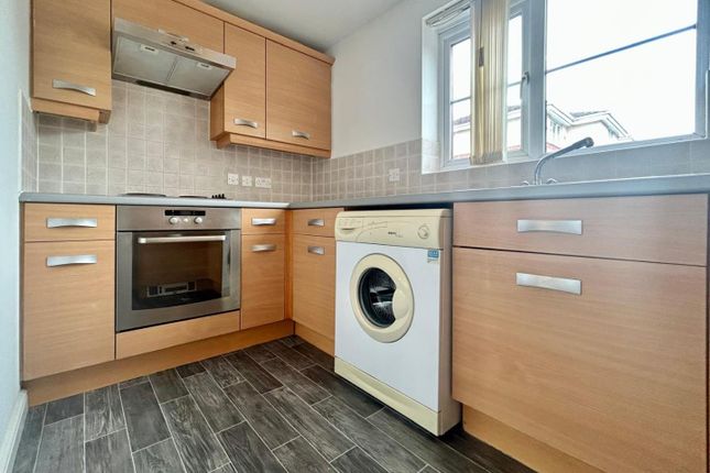 51, Pennyfields, Bolton Upon Dearne photo 3