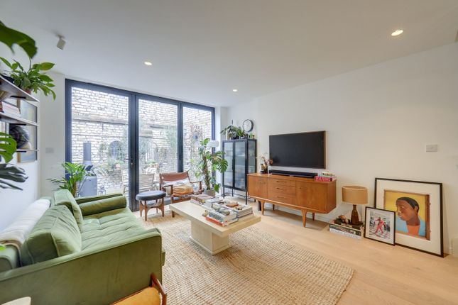 Thumbnail End terrace house for sale in Lamington Mews, Catford, London