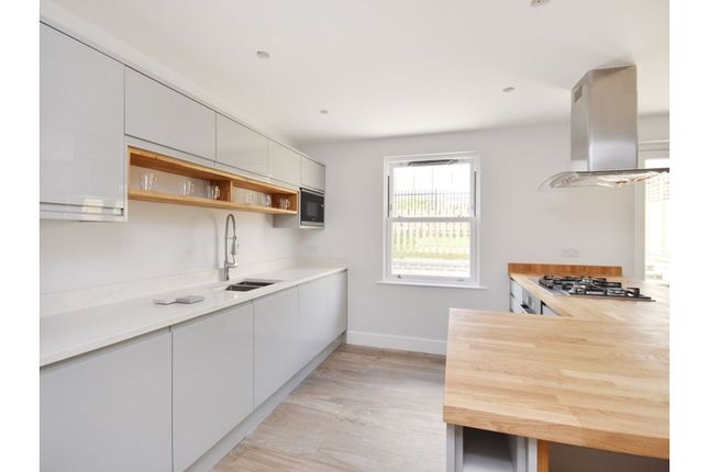 Town house for sale in Parkside, Folkestone
