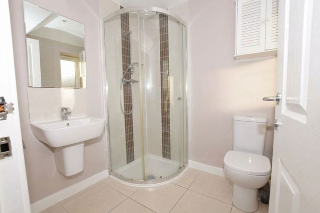 Flat 2, 53-55 High Street, Princes Risborough photo 4