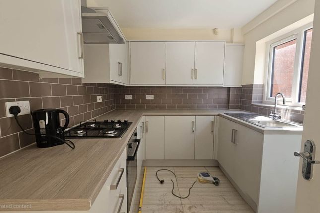 4a, Brook Road, Manchester photo 4
