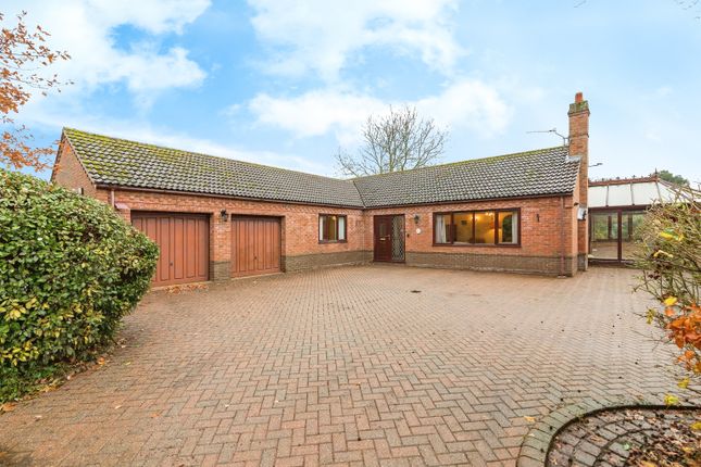 Thumbnail Bungalow for sale in Boundary Lane, North Cove, Beccles, Suffolk