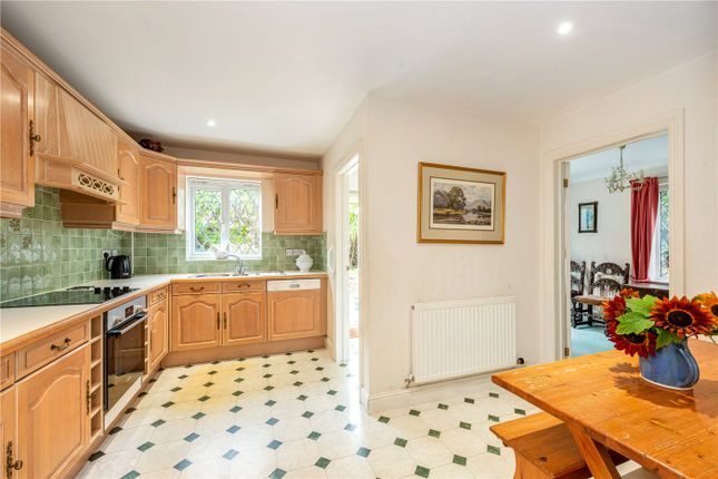 34, Marden Way, Hampshire photo 4