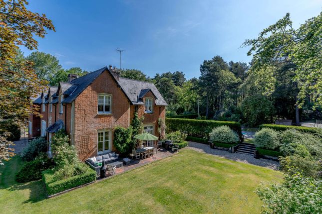 Detached house for sale in Newtown Common, Newbury, Berkshire