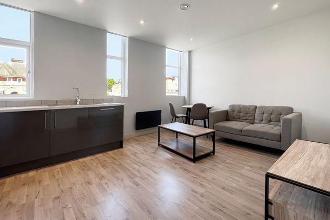 Thumbnail Flat to rent in Stanningley Road, Cubic Apartments