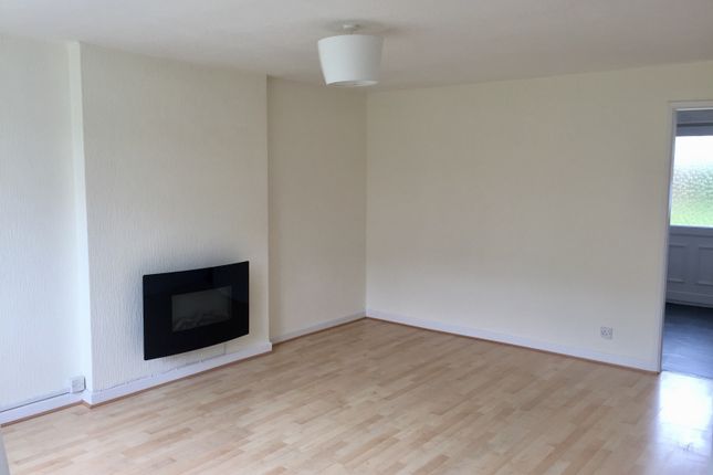 8, Stockport photo 2