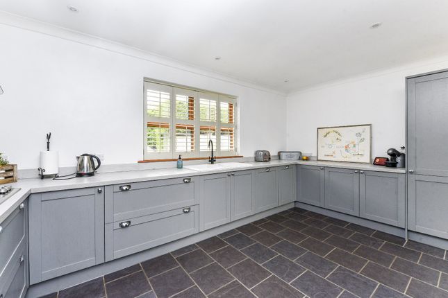 Bungalow for sale in Syers Close, Liss, Hampshire