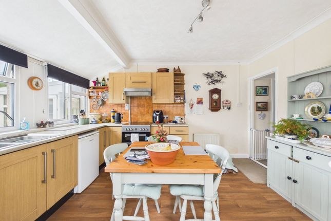 129, Downside Avenue, Worthing photo 3