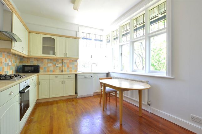 Flat 3, 4, Page Heath Lane, Bickley photo 5
