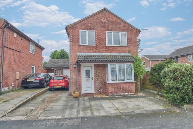 Thumbnail Detached house for sale in Willow Close, Burbage, Hinckley